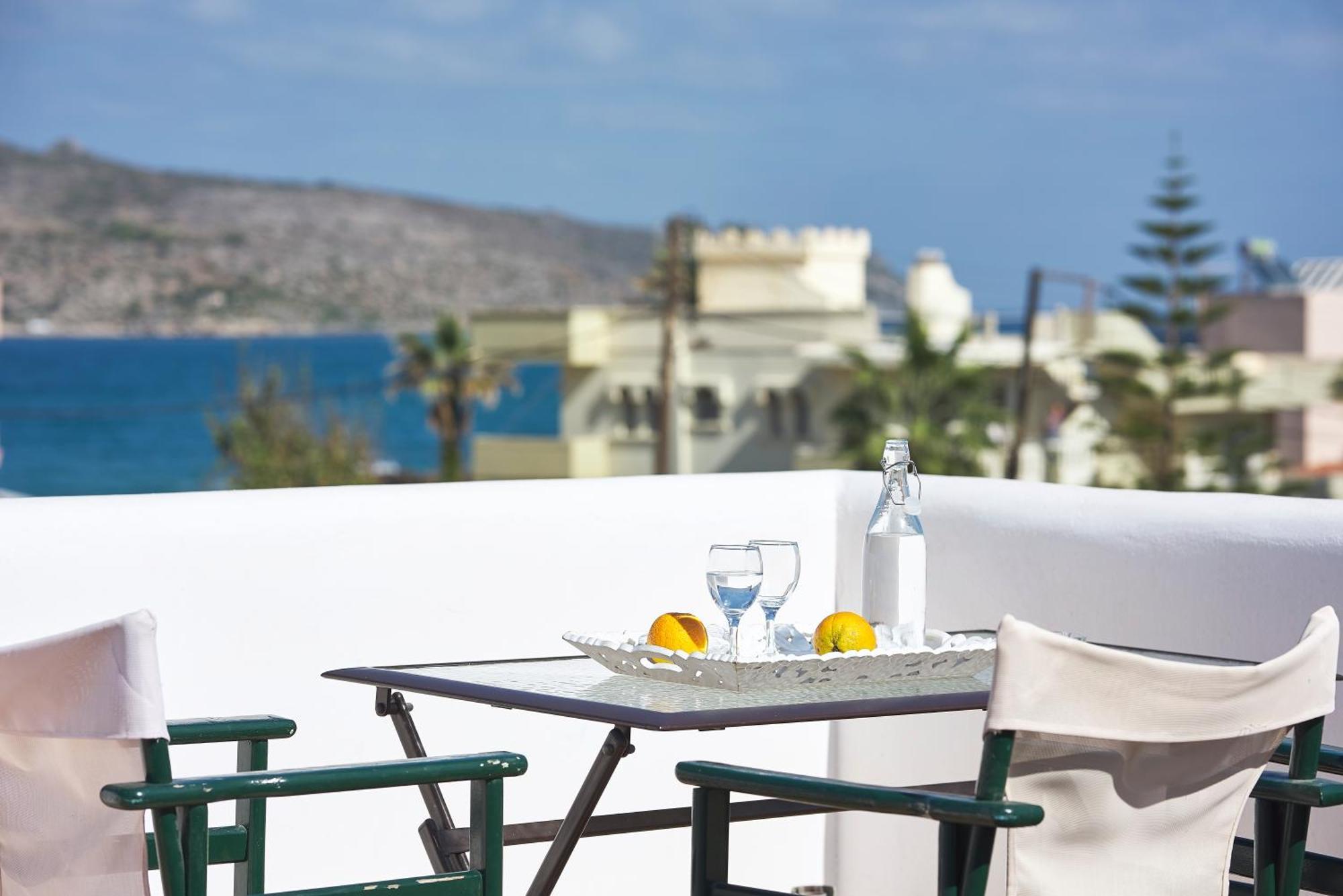 Eva Suites & Apartments Agia Marina Eksteriør billede