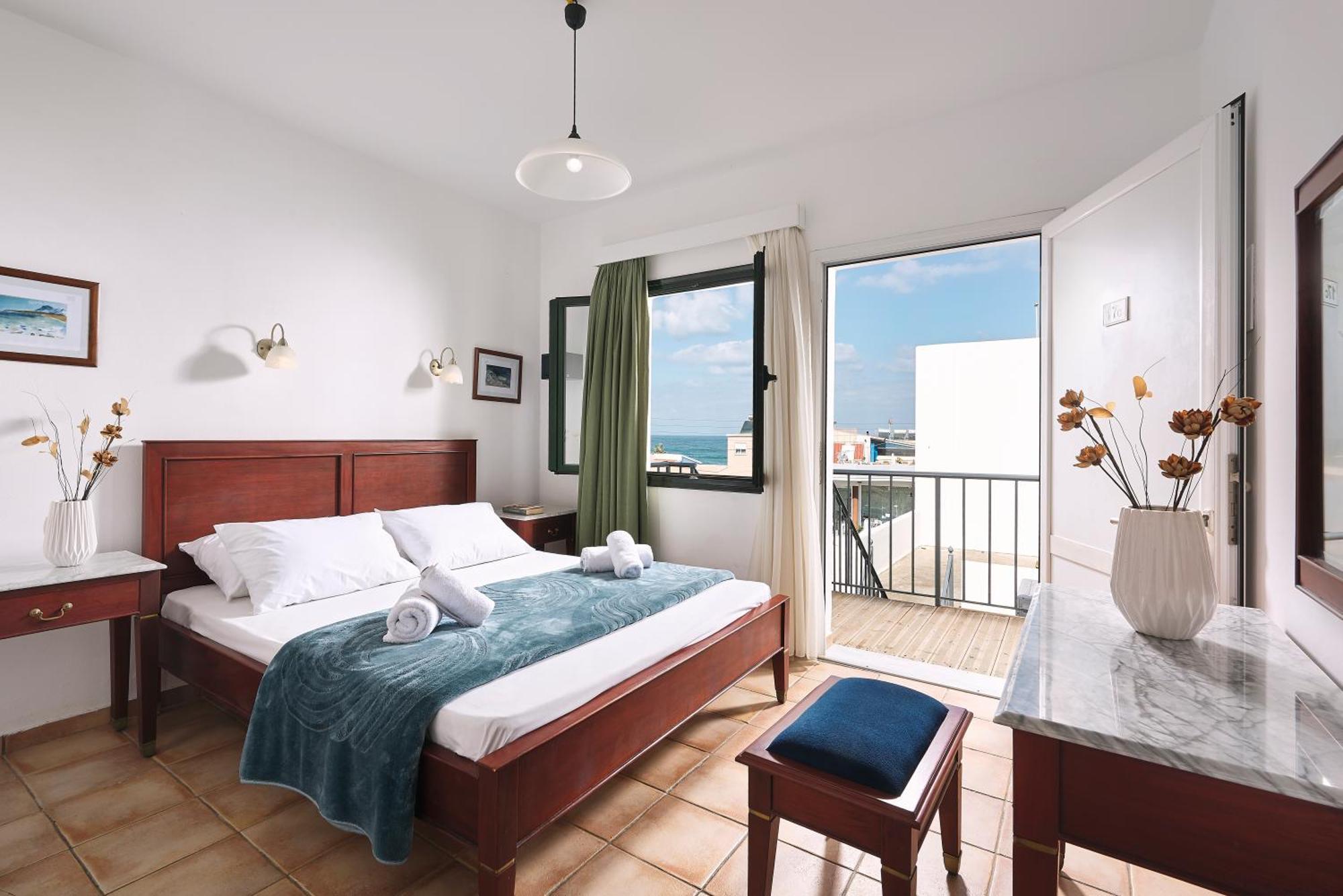 Eva Suites & Apartments Agia Marina Værelse billede