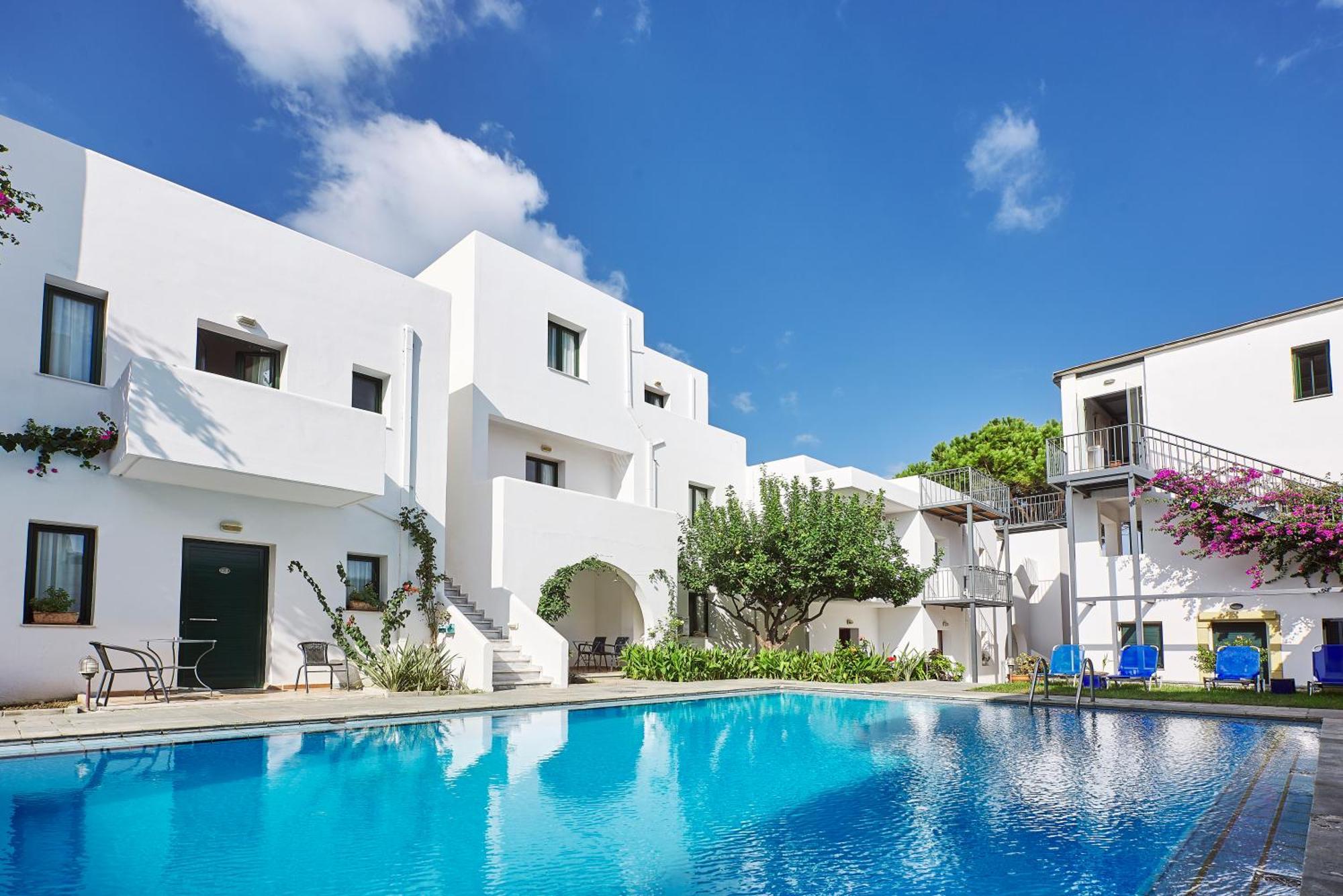 Eva Suites & Apartments Agia Marina Eksteriør billede
